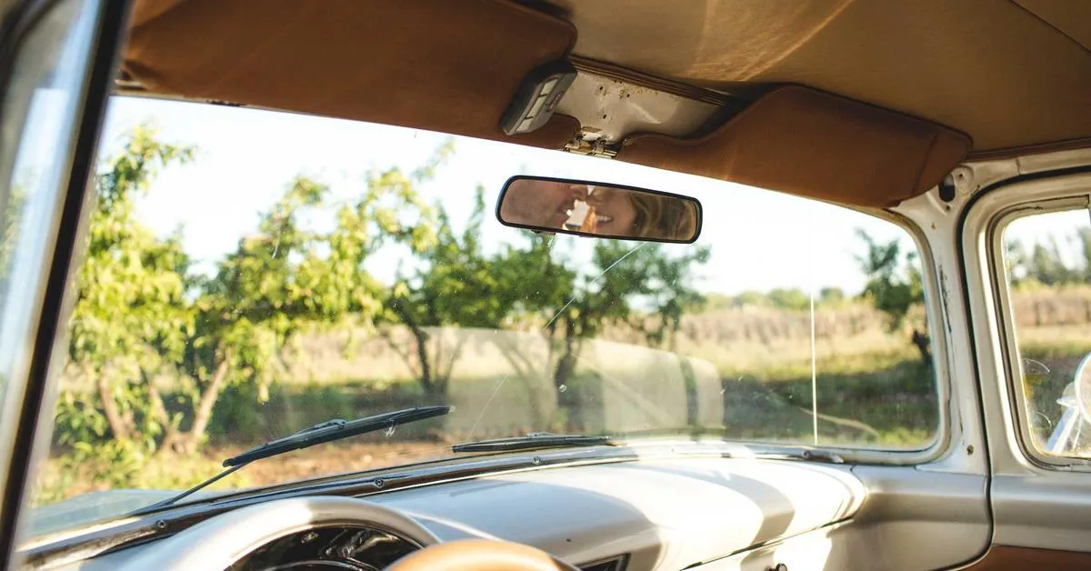 Mengoptimalkan Penggunaan Teknologi untuk Meningkatkan Kualitas Layanan Publik di Indonesia